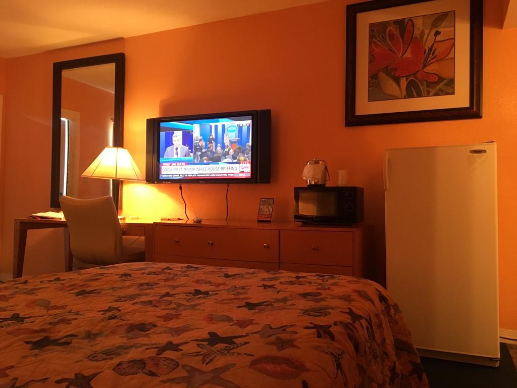 פומפנו ביץ' Executive Economy Lodge מראה חיצוני תמונה